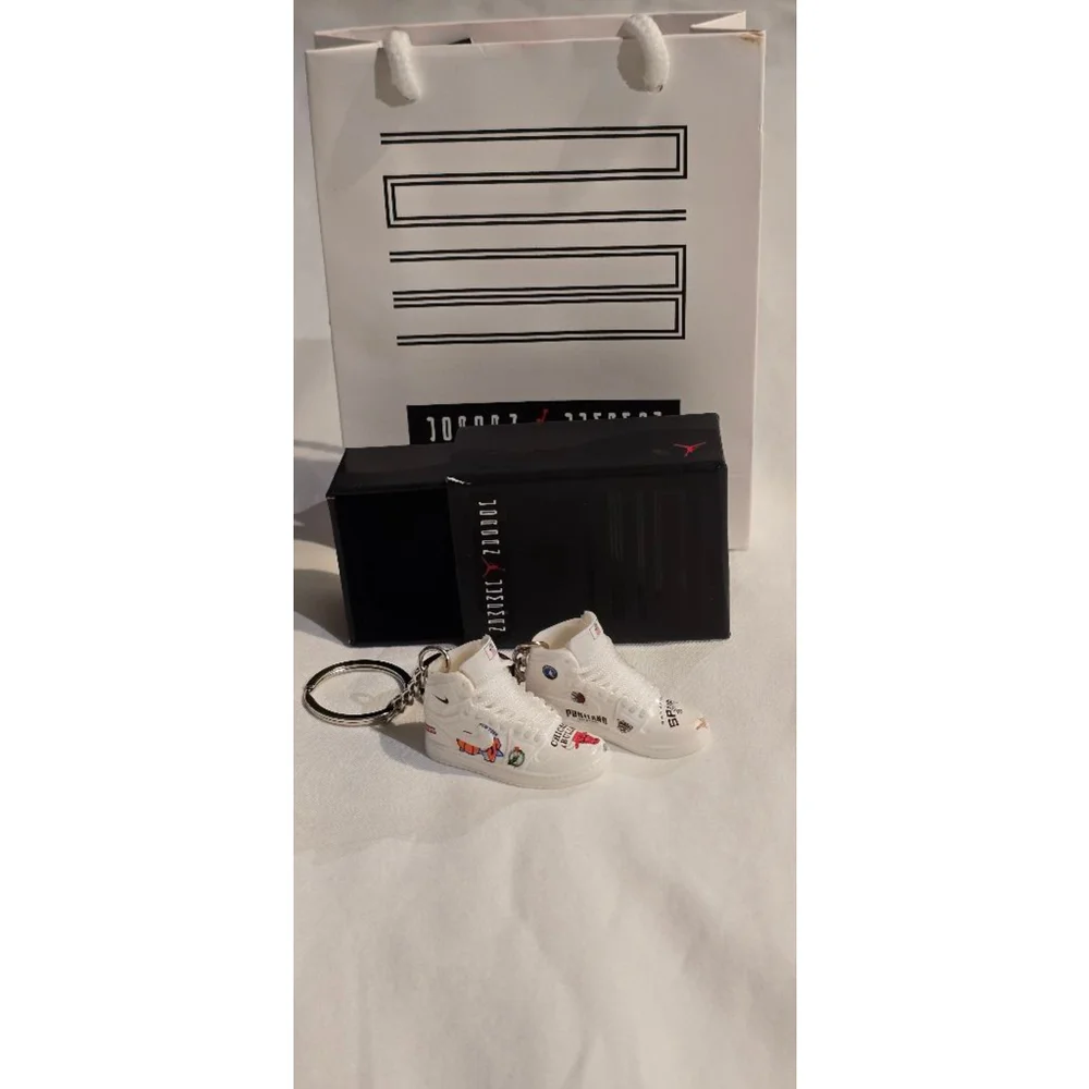 Unisex White Sneaker Keychain Set with Box and Bag One Size
